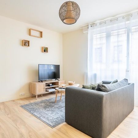 Le Chic - Appartement Elegant & Cosy En Hyper-Centre De Douai Bagian luar foto